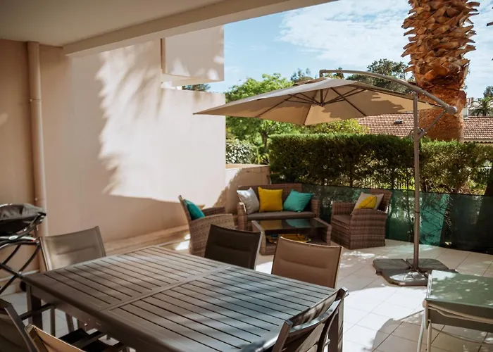 Martine & Thomas Santa Lucia 아파트