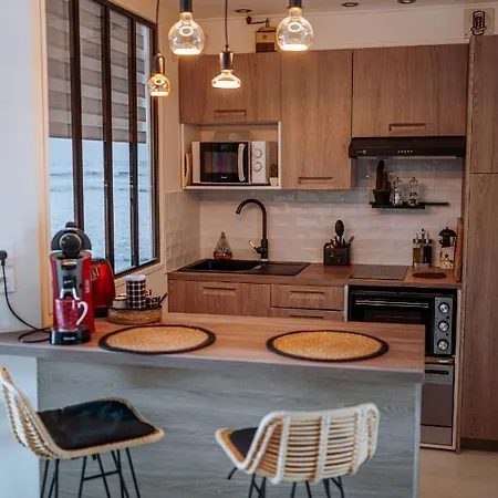 Martine & Thomas Santa Lucia *